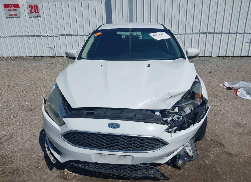 Photo 12 of 2016 Ford Focus SE (VIN 1FADP3K20GL369047)