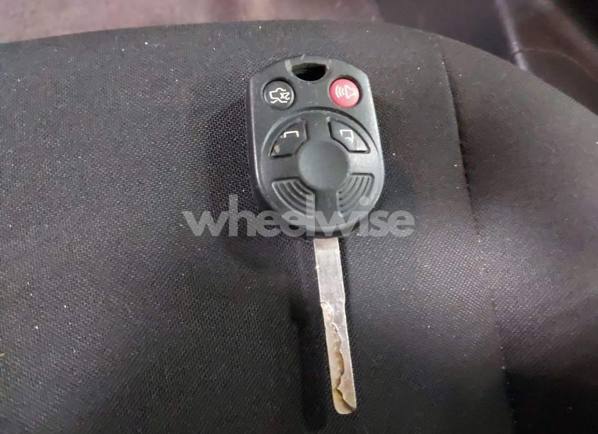 Photo 11 of 2018 Ford Focus SE (VIN 1FADP3K20JL254441)