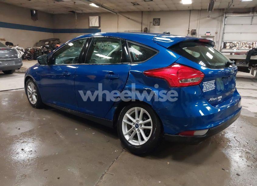 Photo 6 of 2018 Ford Focus SE (VIN 1FADP3K20JL254441)