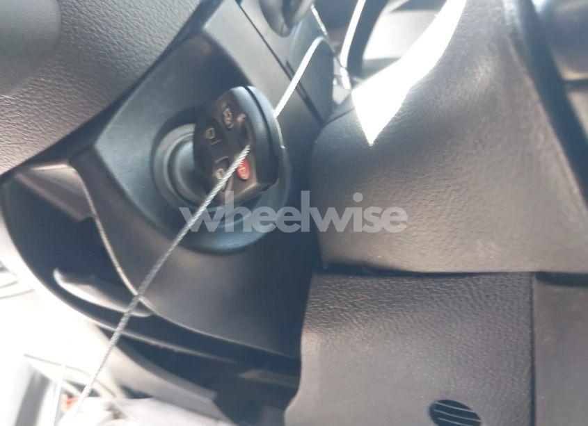 Photo 11 of 2018 Ford Focus SE (VIN 1FADP3K20JL270767)