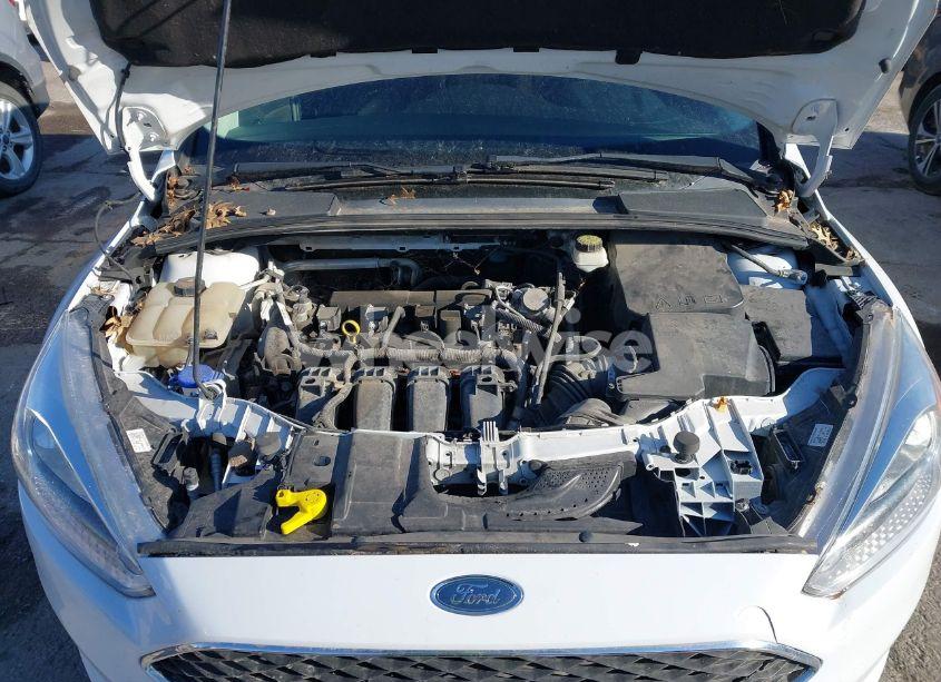 Photo 10 of 2018 Ford Focus SE (VIN 1FADP3K20JL283549)