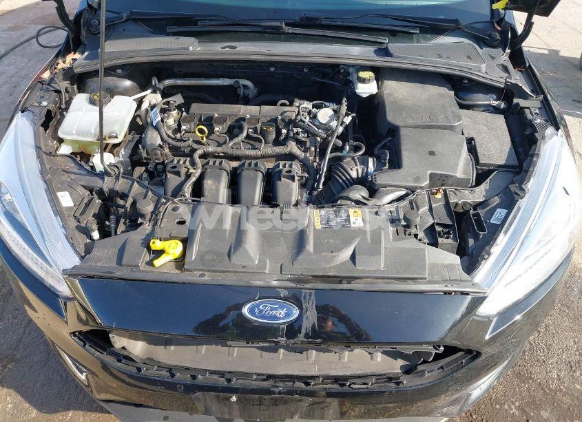 Photo 10 of 2018 Ford Focus SE (VIN 1FADP3K20JL332359)