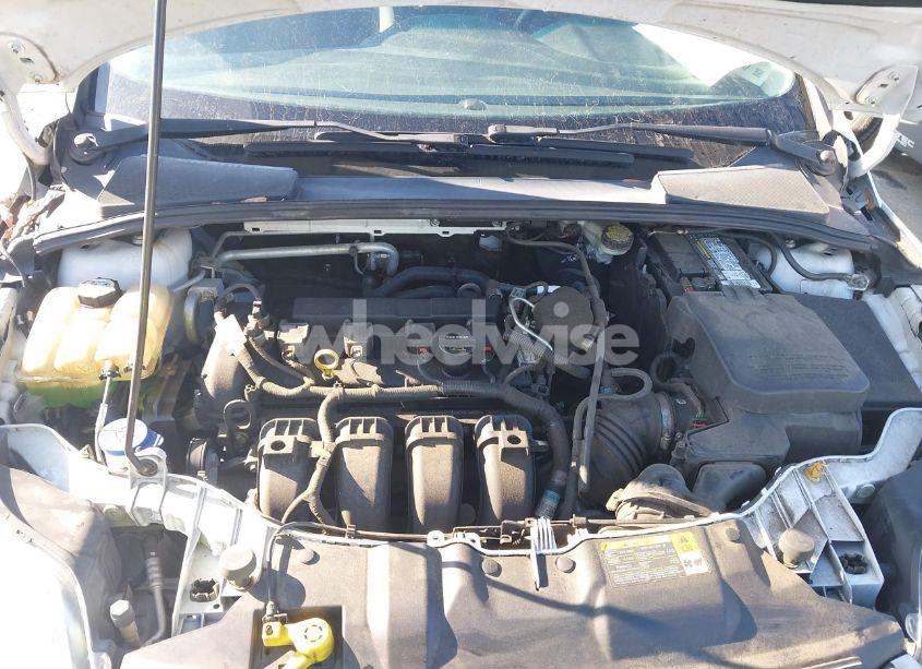 Photo 10 of 2013 Ford Focus SE (VIN 1FADP3K21DL117397)