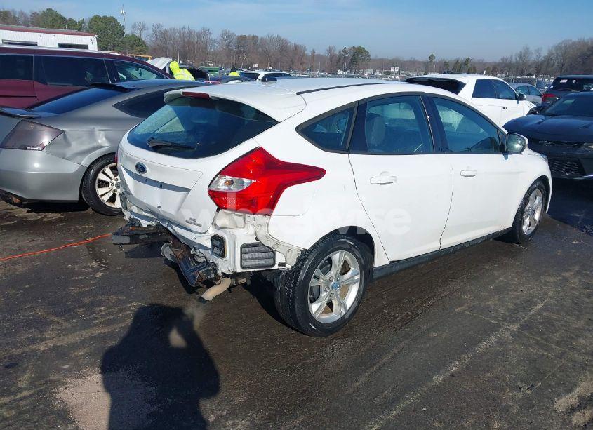 Photo 4 of 2013 Ford Focus SE (VIN 1FADP3K21DL117397)