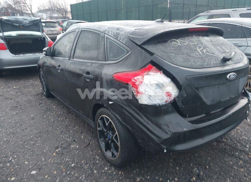 Photo 3 of 2013 Ford Focus SE (VIN 1FADP3K21DL173954)