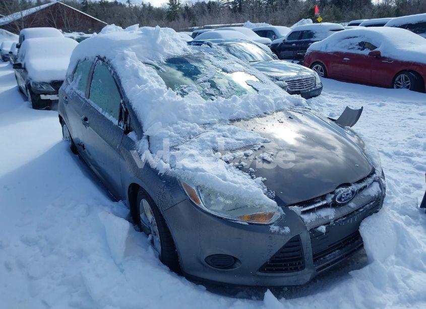 2013 Ford Focus SE (VIN 1FADP3K21DL206354) main photo