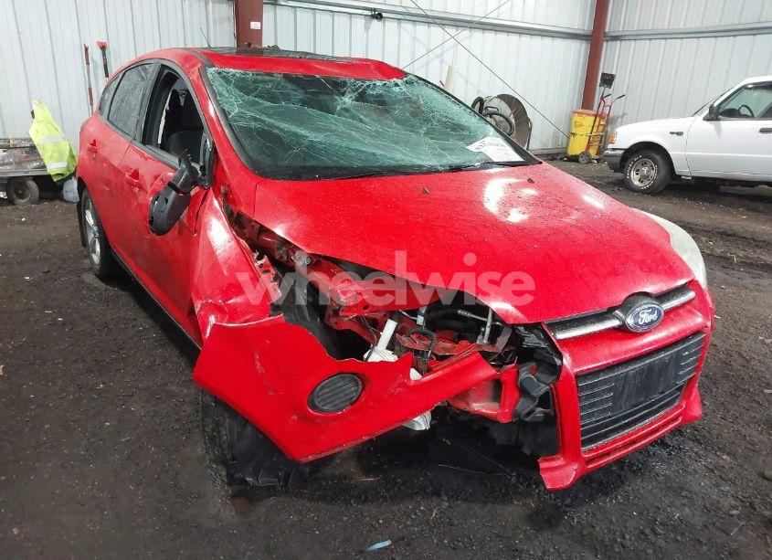 2013 Ford Focus SE (VIN 1FADP3K21DL218049) main photo