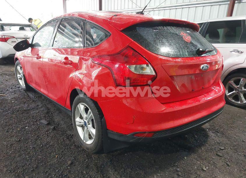 Photo 3 of 2013 Ford Focus SE (VIN 1FADP3K21DL218049)