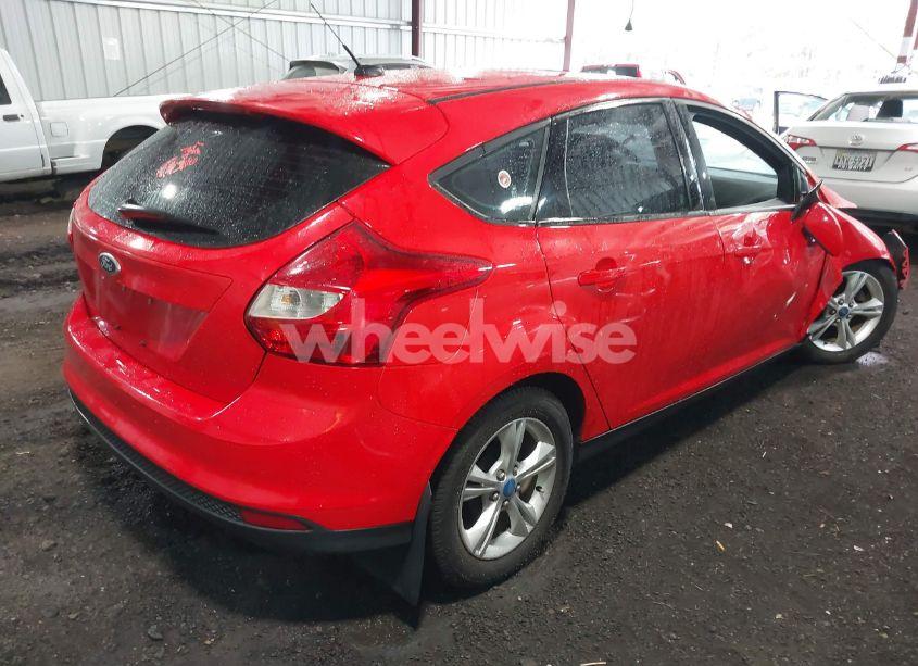 Photo 4 of 2013 Ford Focus SE (VIN 1FADP3K21DL218049)