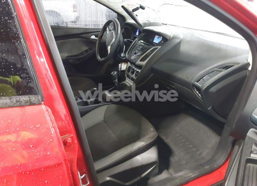 Photo 5 of 2013 Ford Focus SE (VIN 1FADP3K21DL218049)