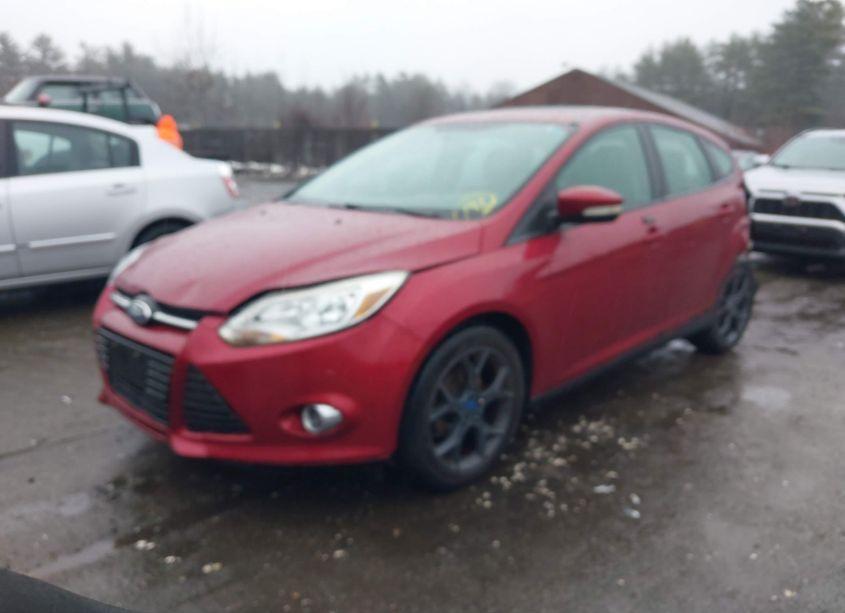 Photo 2 of 2013 Ford Focus SE (VIN 1FADP3K21DL225695)