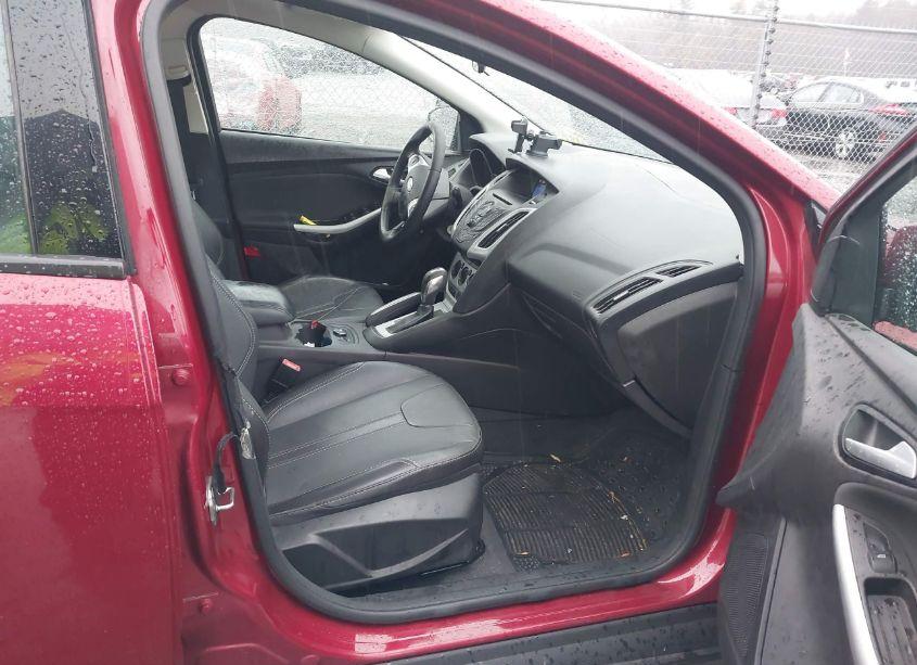 Photo 5 of 2013 Ford Focus SE (VIN 1FADP3K21DL225695)