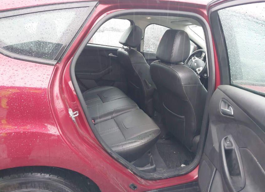 Photo 8 of 2013 Ford Focus SE (VIN 1FADP3K21DL225695)