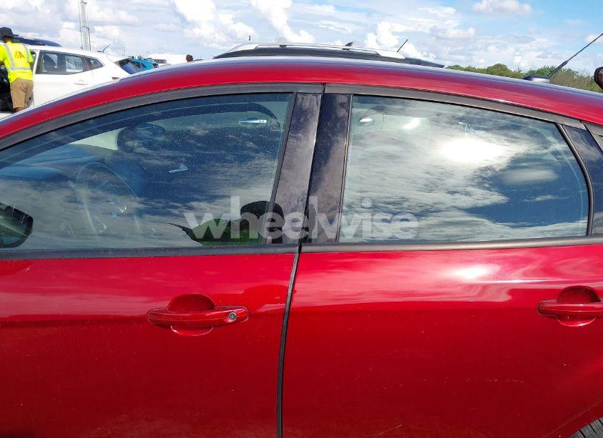 Photo 14 of 2013 Ford Focus SE (VIN 1FADP3K21DL240892)