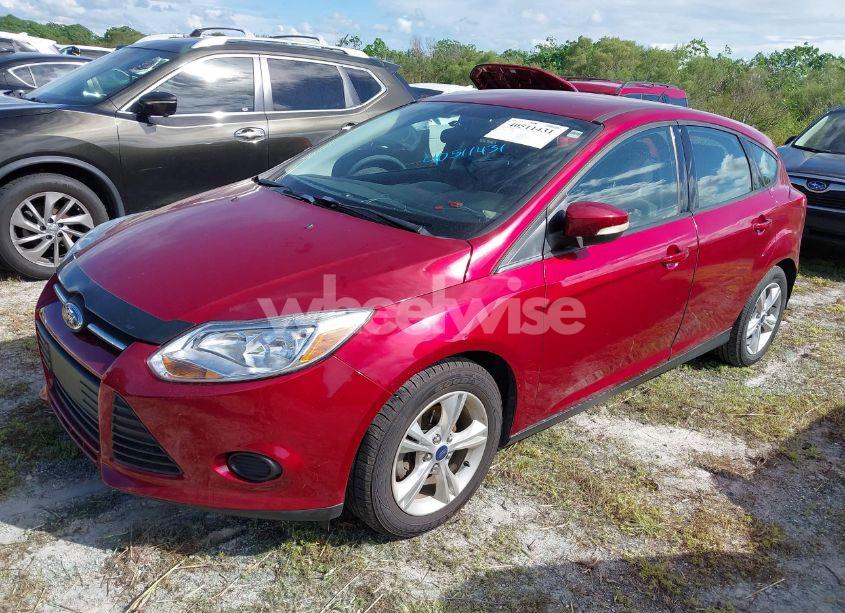 Photo 2 of 2013 Ford Focus SE (VIN 1FADP3K21DL240892)