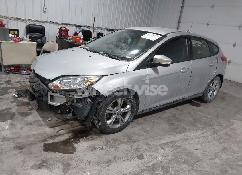 Photo 2 of 2013 Ford Focus SE (VIN 1FADP3K21DL298064)