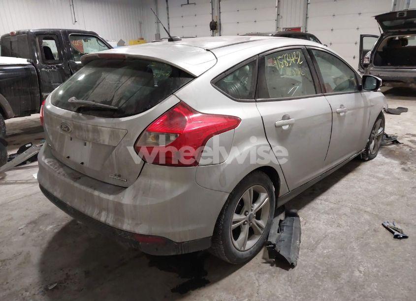 Photo 4 of 2013 Ford Focus SE (VIN 1FADP3K21DL298064)