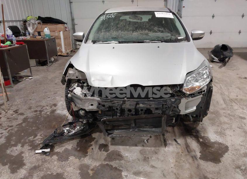 Photo 6 of 2013 Ford Focus SE (VIN 1FADP3K21DL298064)