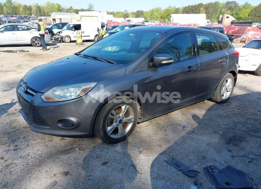 Photo 2 of 2013 Ford Focus SE (VIN 1FADP3K21DL341348)