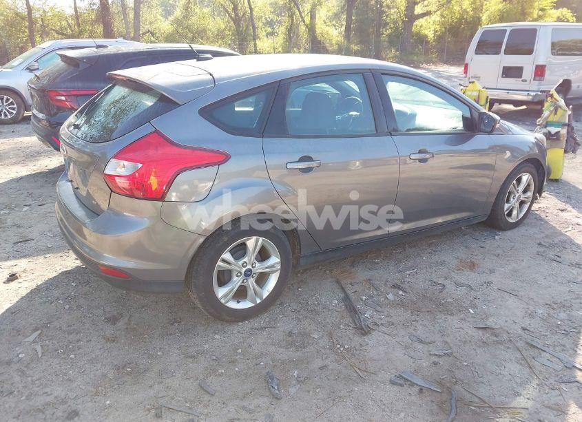 Photo 4 of 2013 Ford Focus SE (VIN 1FADP3K21DL341348)
