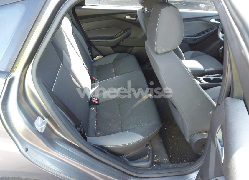 Photo 8 of 2013 Ford Focus SE (VIN 1FADP3K21DL341348)