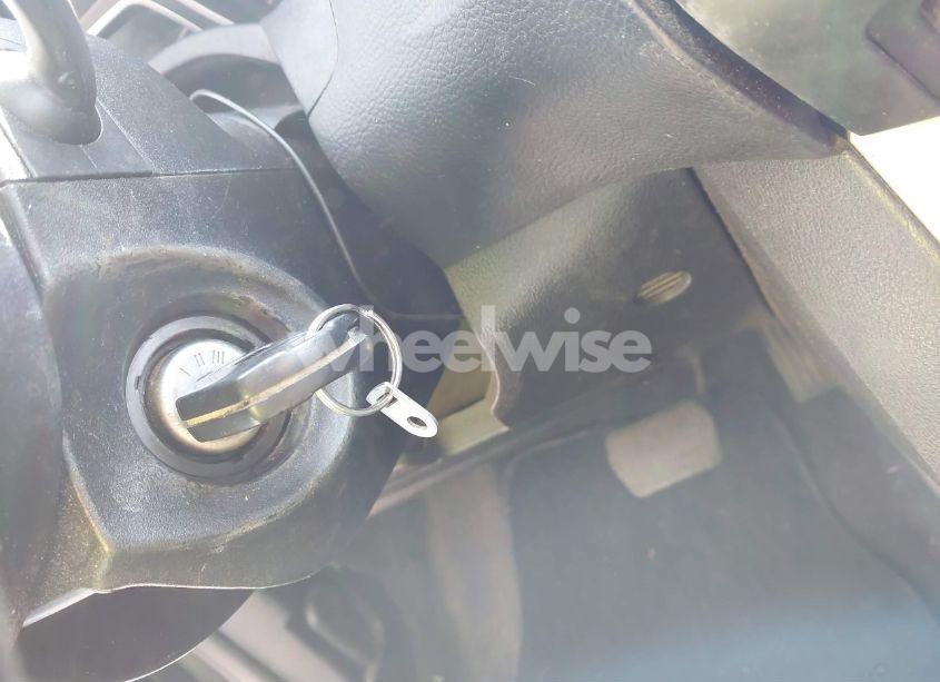 Photo 11 of 2013 Ford Focus SE (VIN 1FADP3K21DL341530)