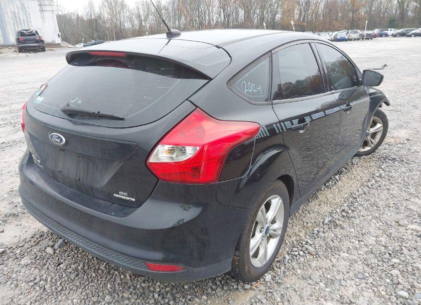 Photo 4 of 2013 Ford Focus SE (VIN 1FADP3K21DL381865)