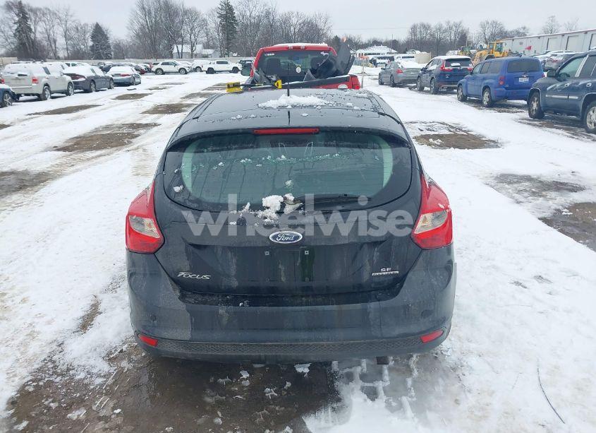 Photo 16 of 2014 Ford Focus SE (VIN 1FADP3K21EL108068)
