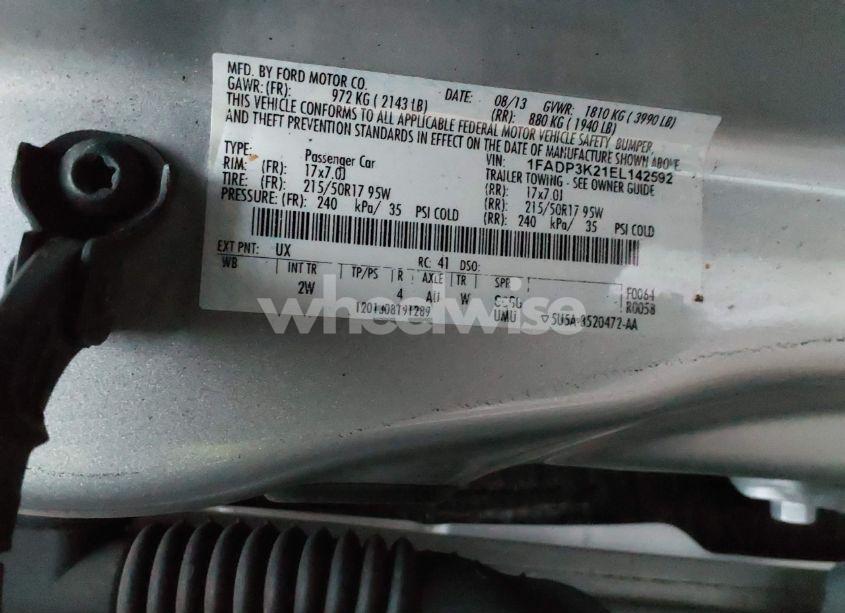 Photo 9 of 2014 Ford Focus SE (VIN 1FADP3K21EL142592)