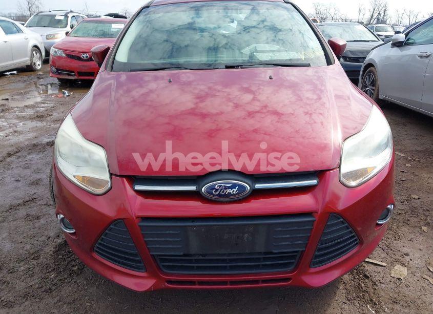 Photo 14 of 2014 Ford Focus SE (VIN 1FADP3K21EL193946)