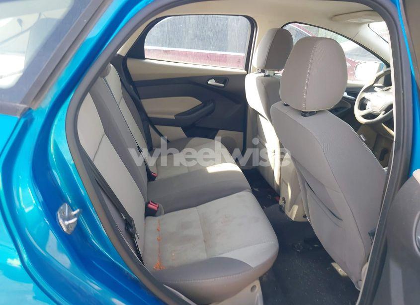 Photo 8 of 2014 Ford Focus SE (VIN 1FADP3K21EL229294)