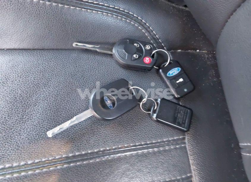 Photo 11 of 2014 Ford Focus SE (VIN 1FADP3K21EL252879)