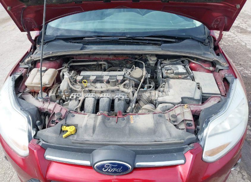 Photo 10 of 2014 Ford Focus SE (VIN 1FADP3K21EL280228)