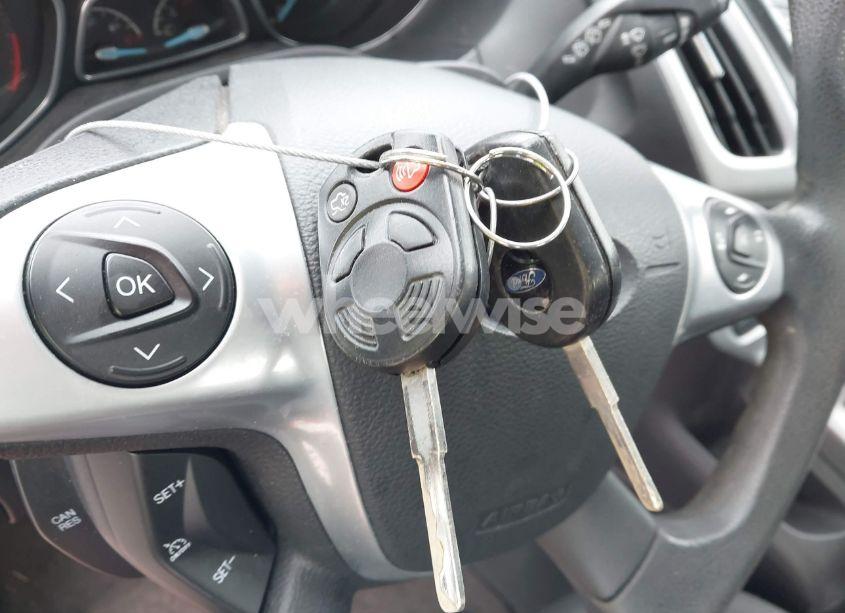 Photo 11 of 2014 Ford Focus SE (VIN 1FADP3K21EL283212)