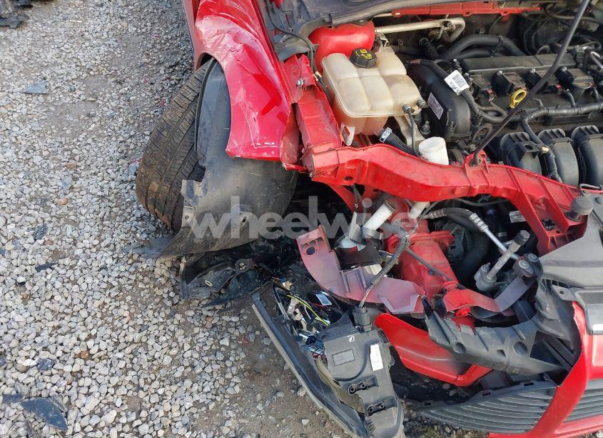 Photo 13 of 2014 Ford Focus SE (VIN 1FADP3K21EL313096)