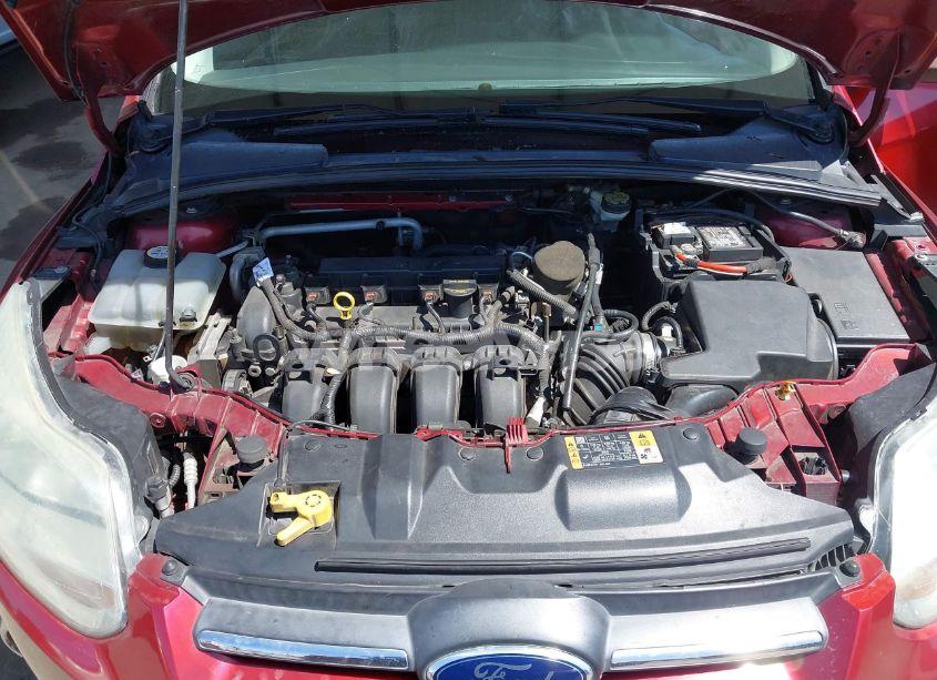 Photo 10 of 2014 Ford Focus SE (VIN 1FADP3K21EL326401)