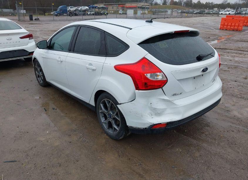 Photo 6 of 2014 Ford Focus SE (VIN 1FADP3K21EL368566)