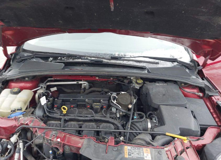 Photo 10 of 2014 Ford Focus SE (VIN 1FADP3K21EL379759)