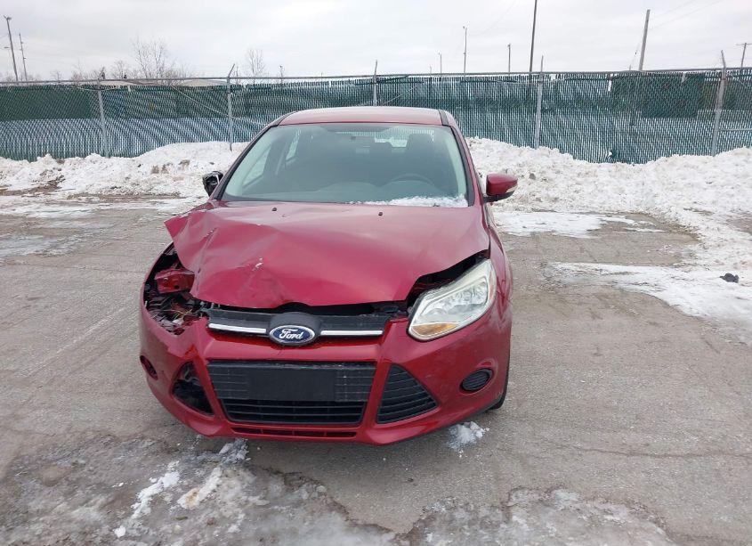 Photo 12 of 2014 Ford Focus SE (VIN 1FADP3K21EL379759)