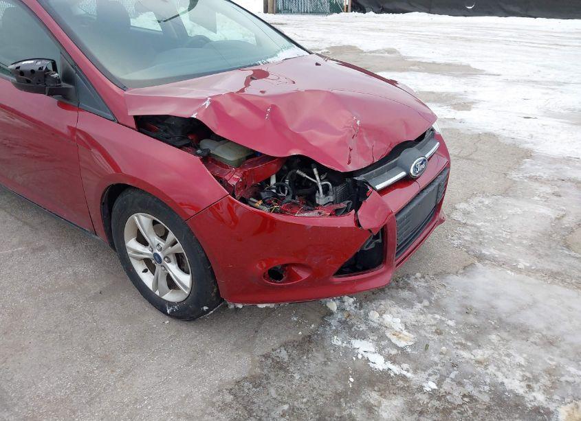 Photo 6 of 2014 Ford Focus SE (VIN 1FADP3K21EL379759)