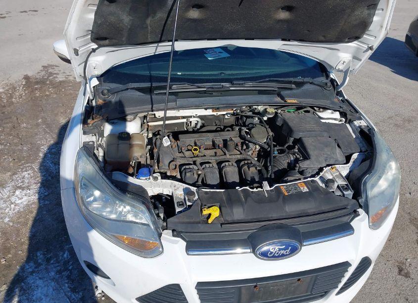 Photo 10 of 2014 Ford Focus SE (VIN 1FADP3K21EL414476)