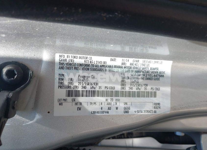 Photo 9 of 2014 Ford Focus SE (VIN 1FADP3K21EL447588)