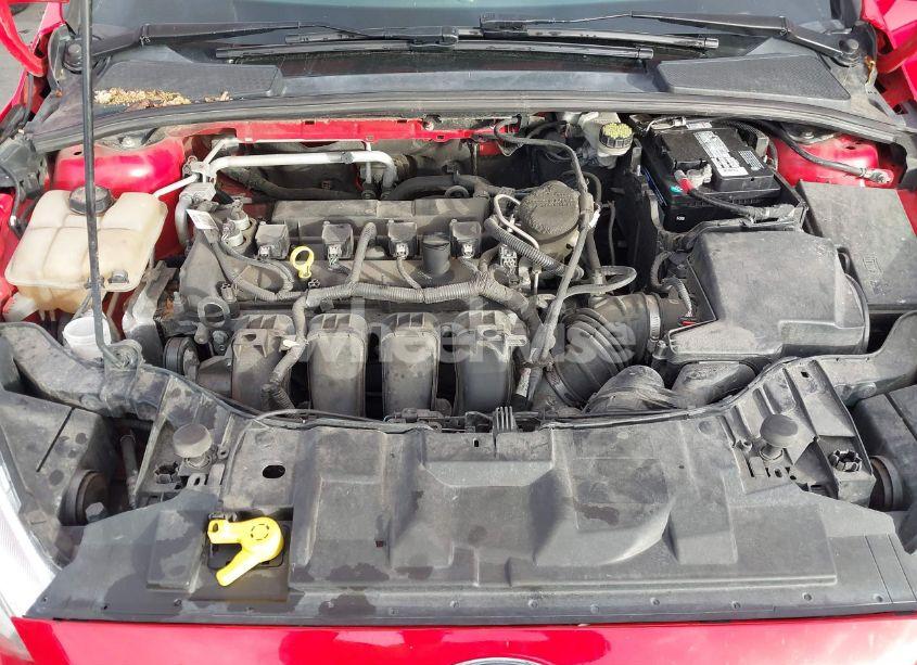 Photo 10 of 2015 Ford Focus SE (VIN 1FADP3K21FL297399)