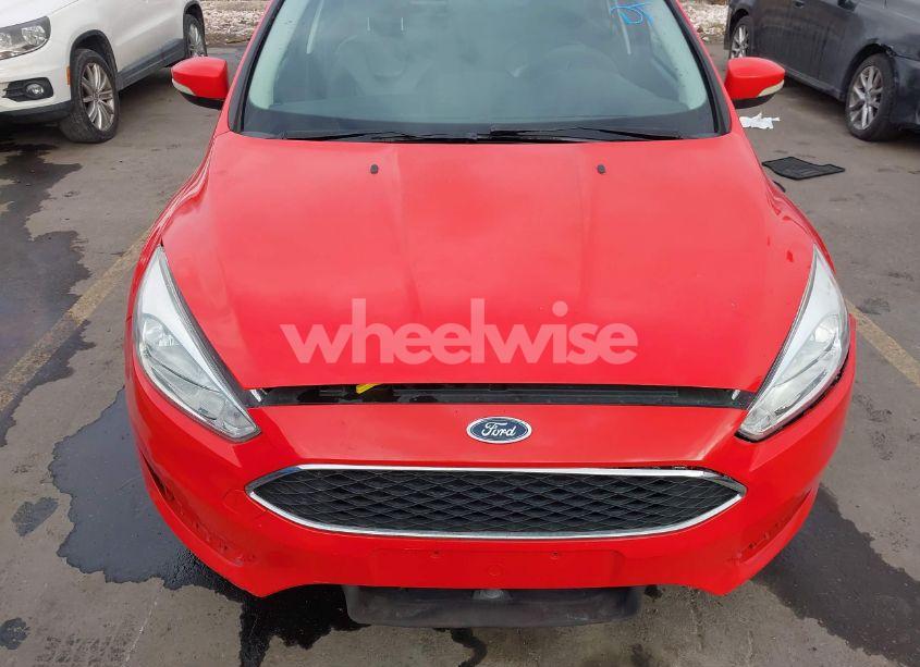 Photo 12 of 2015 Ford Focus SE (VIN 1FADP3K21FL297399)