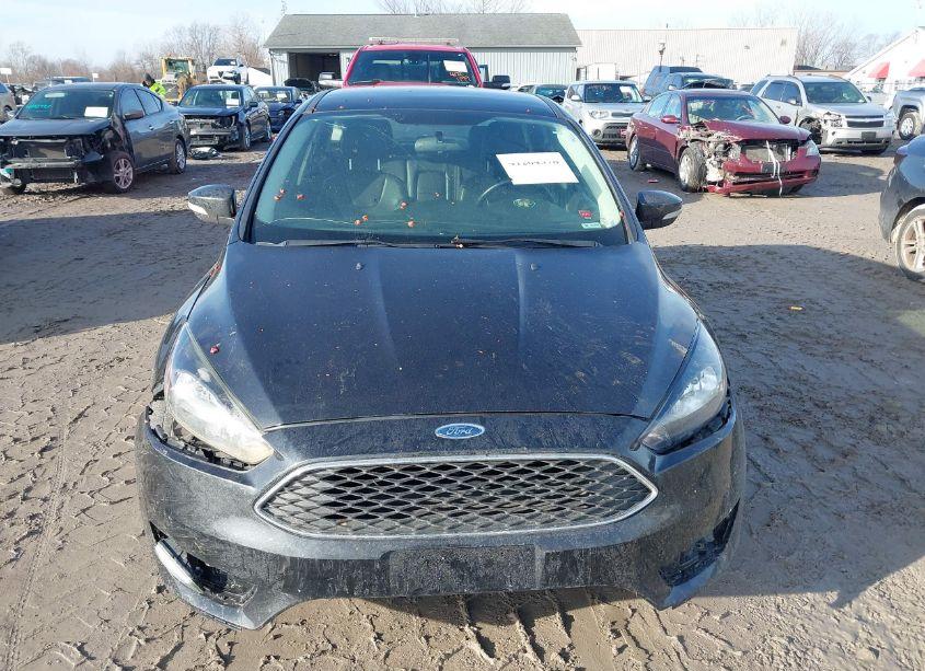 Photo 12 of 2015 Ford Focus SE (VIN 1FADP3K21FL319529)