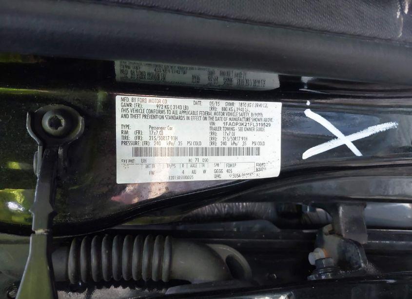 Photo 9 of 2015 Ford Focus SE (VIN 1FADP3K21FL319529)