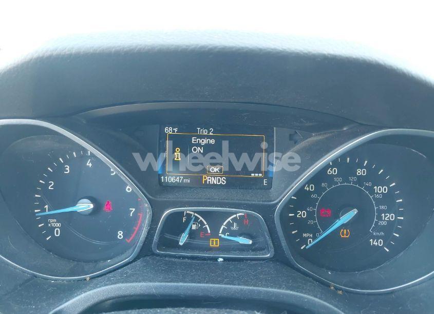 Photo 7 of 2015 Ford Focus SE (VIN 1FADP3K21FL353115)