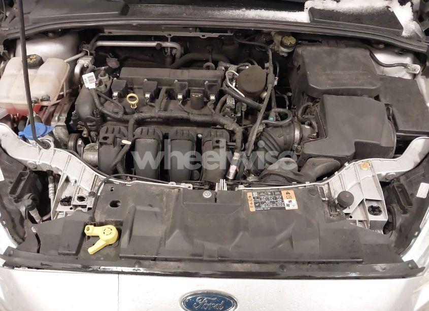 Photo 10 of 2015 Ford Focus SE (VIN 1FADP3K21FL385692)