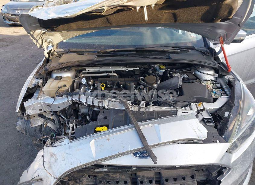 Photo 10 of 2015 Ford Focus SE (VIN 1FADP3K21FL386597)