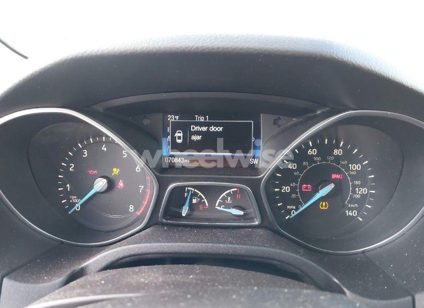 Photo 7 of 2015 Ford Focus SE (VIN 1FADP3K21FL386597)